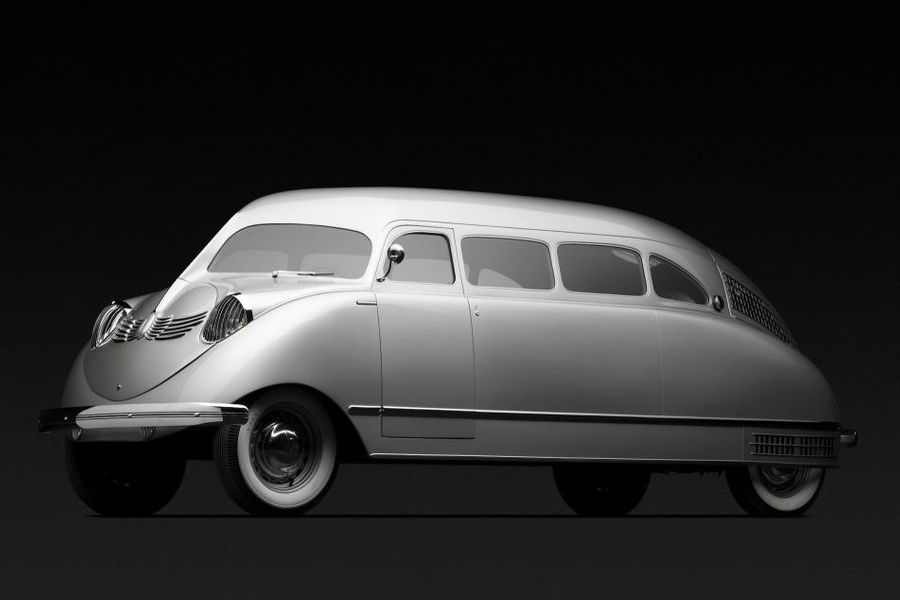 Stout Scarab; world’s first minivan at Hampton Court Concours of Elegance